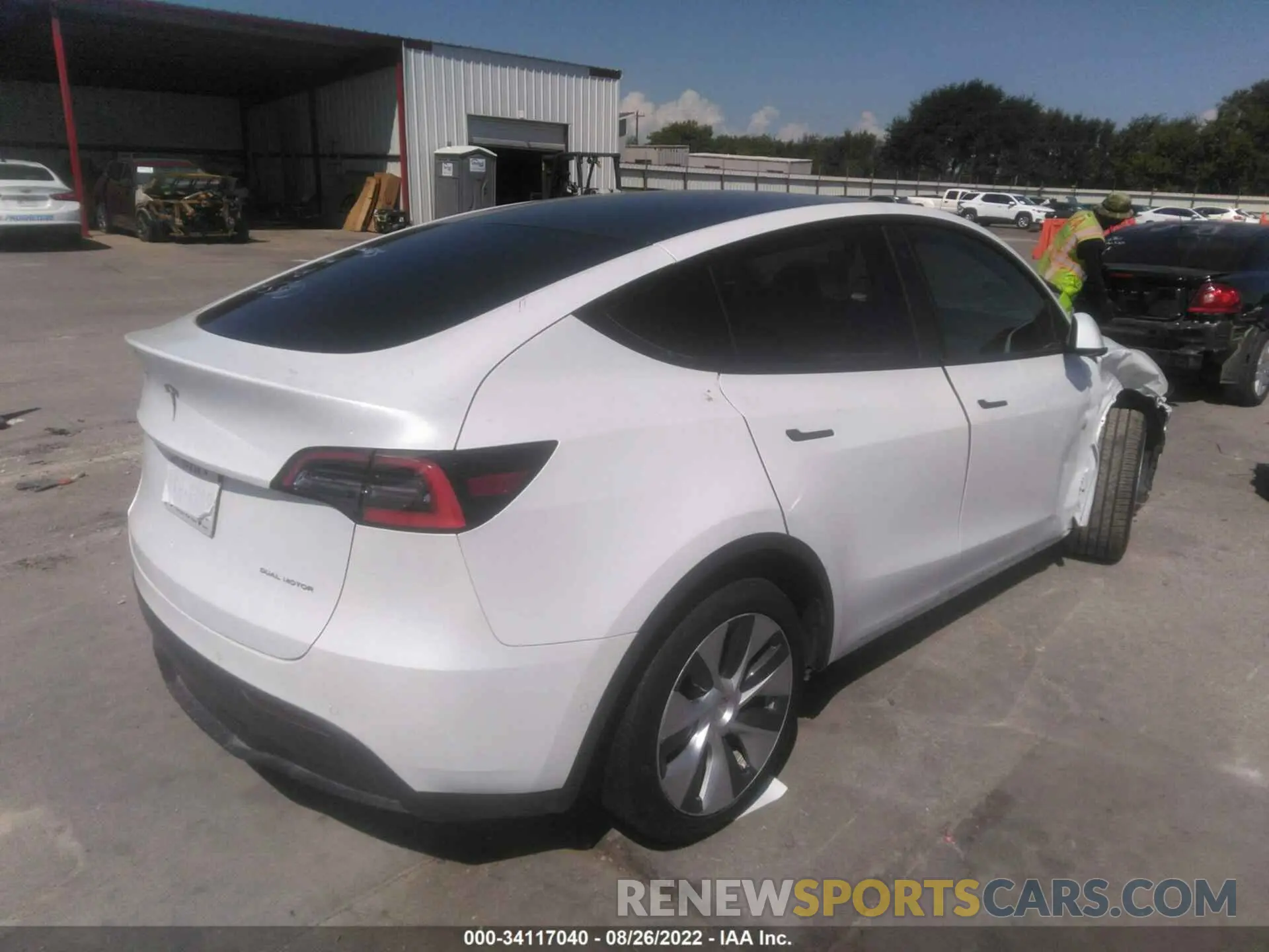 4 fotografías del automóvil dañado 5YJYGDEE5MF185390 TESLA MODEL Y 2021