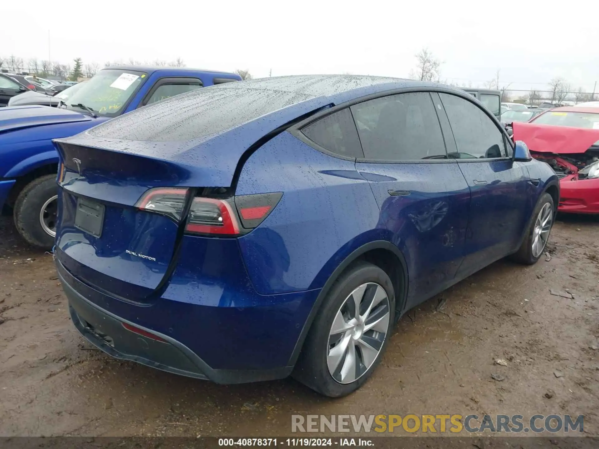 4 fotografías del automóvil dañado 5YJYGDEE5MF244728 TESLA MODEL Y 2021