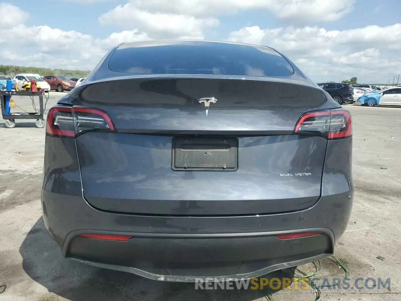 6 fotografías del automóvil dañado 5YJYGDEE5MF248486 TESLA MODEL Y 2021