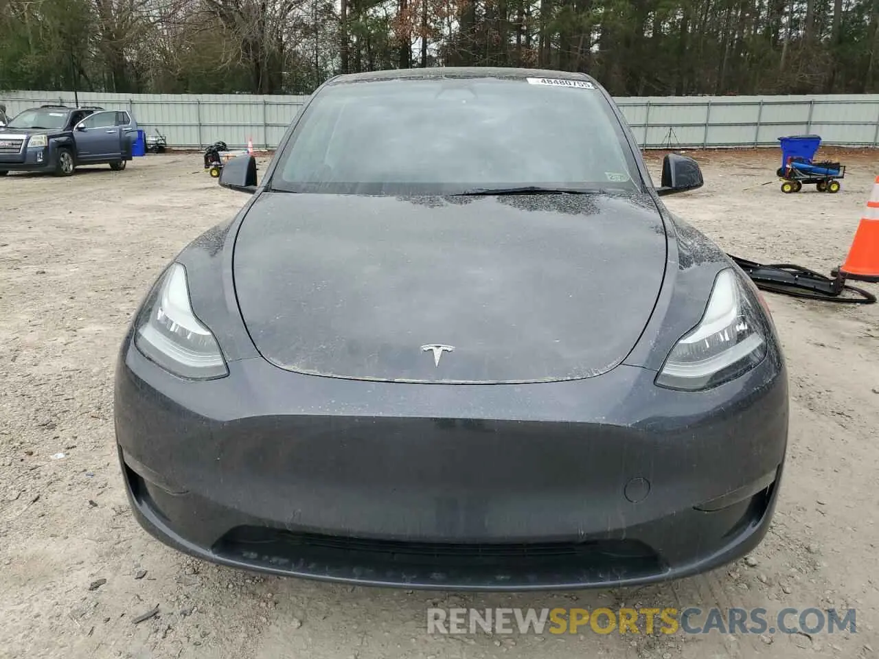 5 fotografías del automóvil dañado 5YJYGDEE5MF253106 TESLA MODEL Y 2021
