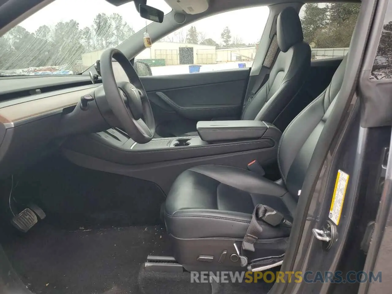 7 fotografías del automóvil dañado 5YJYGDEE5MF253106 TESLA MODEL Y 2021