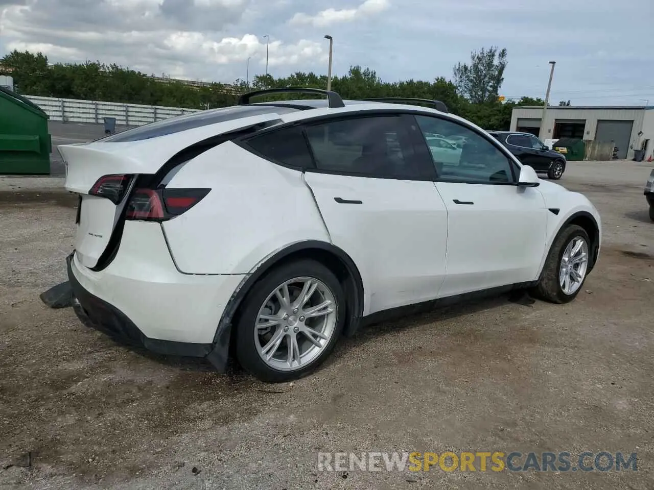 3 fotografías del automóvil dañado 5YJYGDEE5MF258600 TESLA MODEL Y 2021