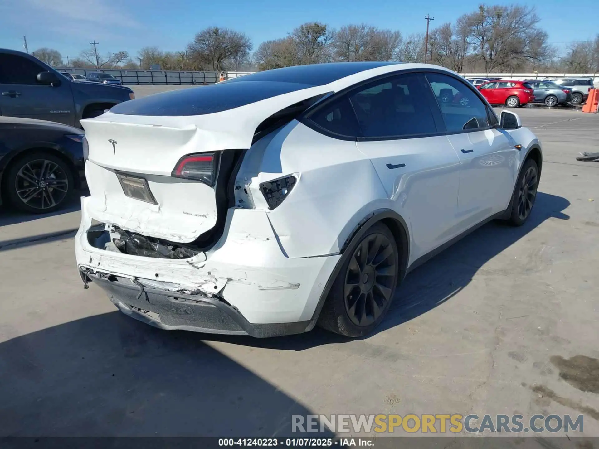 4 fotografías del automóvil dañado 5YJYGDEE5MF262968 TESLA MODEL Y 2021