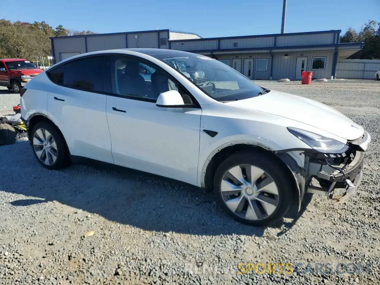 4 fotografías del automóvil dañado 5YJYGDEE5MF263893 TESLA MODEL Y 2021