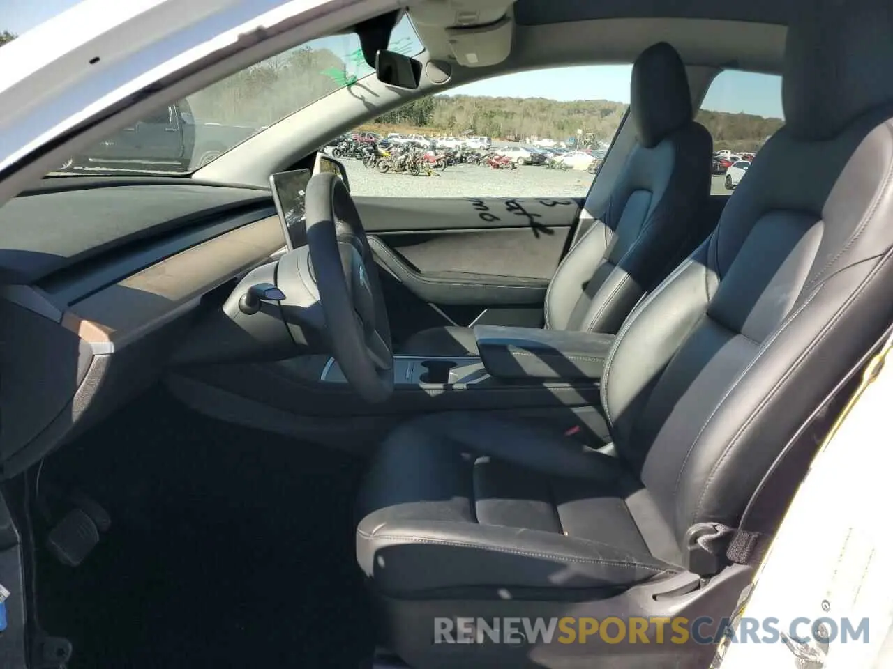 7 fotografías del automóvil dañado 5YJYGDEE5MF263893 TESLA MODEL Y 2021