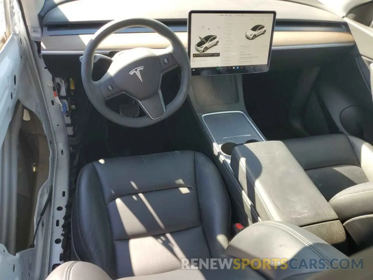 8 fotografías del automóvil dañado 5YJYGDEE5MF263893 TESLA MODEL Y 2021