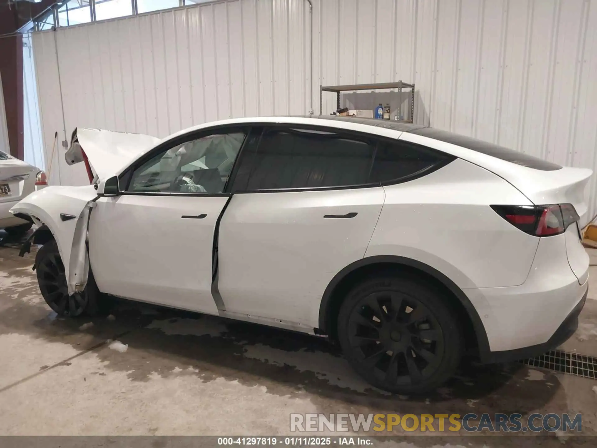 14 fotografías del automóvil dañado 5YJYGDEE5MF266034 TESLA MODEL Y 2021