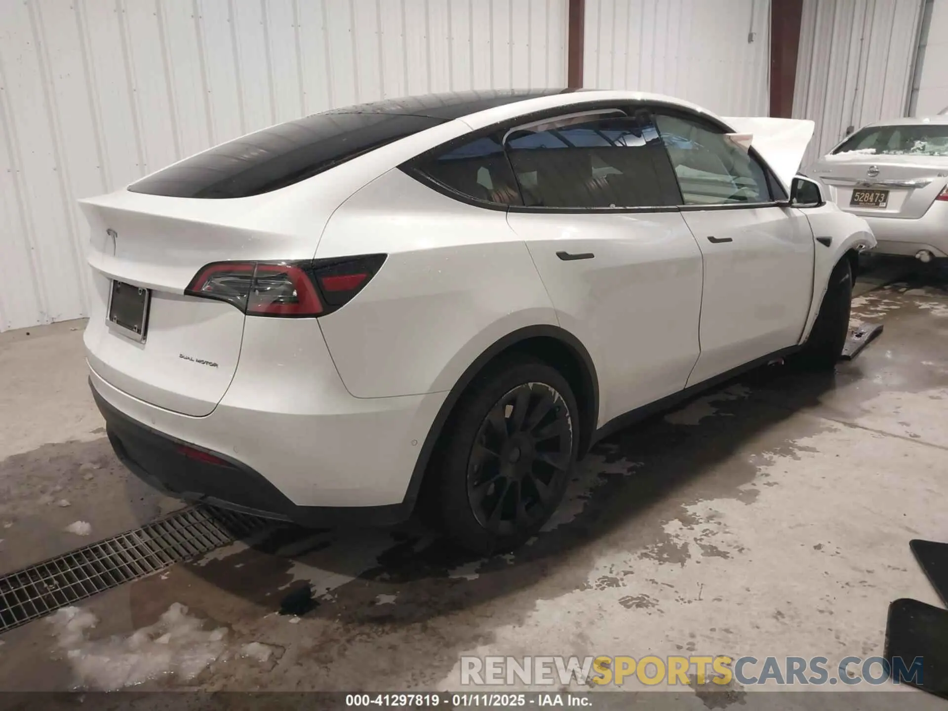 4 fotografías del automóvil dañado 5YJYGDEE5MF266034 TESLA MODEL Y 2021