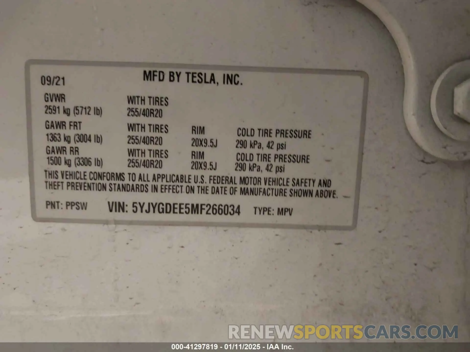 9 fotografías del automóvil dañado 5YJYGDEE5MF266034 TESLA MODEL Y 2021