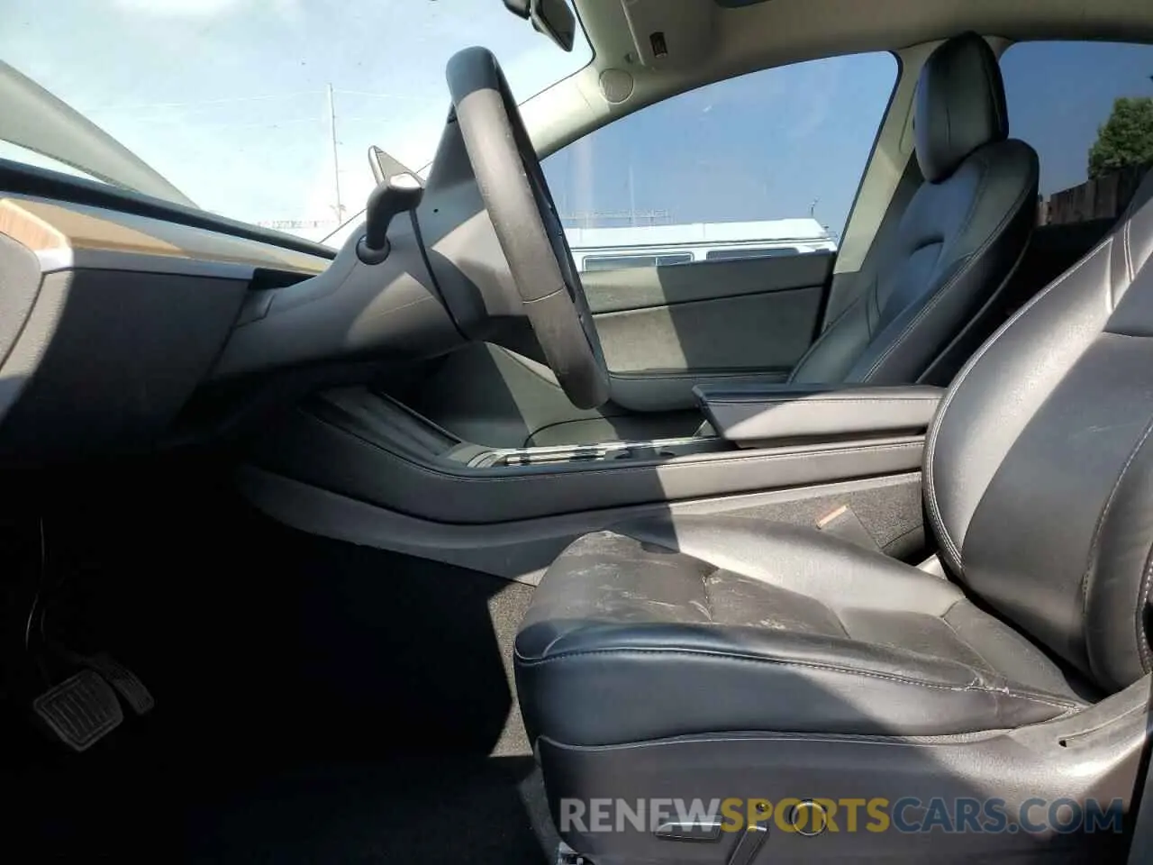 7 fotografías del automóvil dañado 5YJYGDEE5MF282363 TESLA MODEL Y 2021