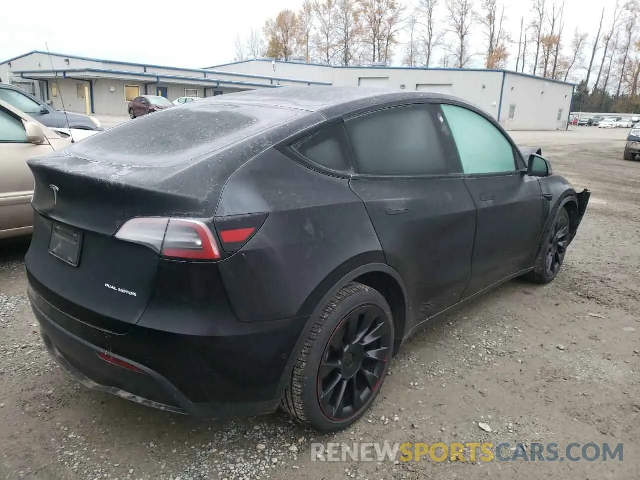 4 fotografías del automóvil dañado 5YJYGDEE5MF286106 TESLA MODEL Y 2021