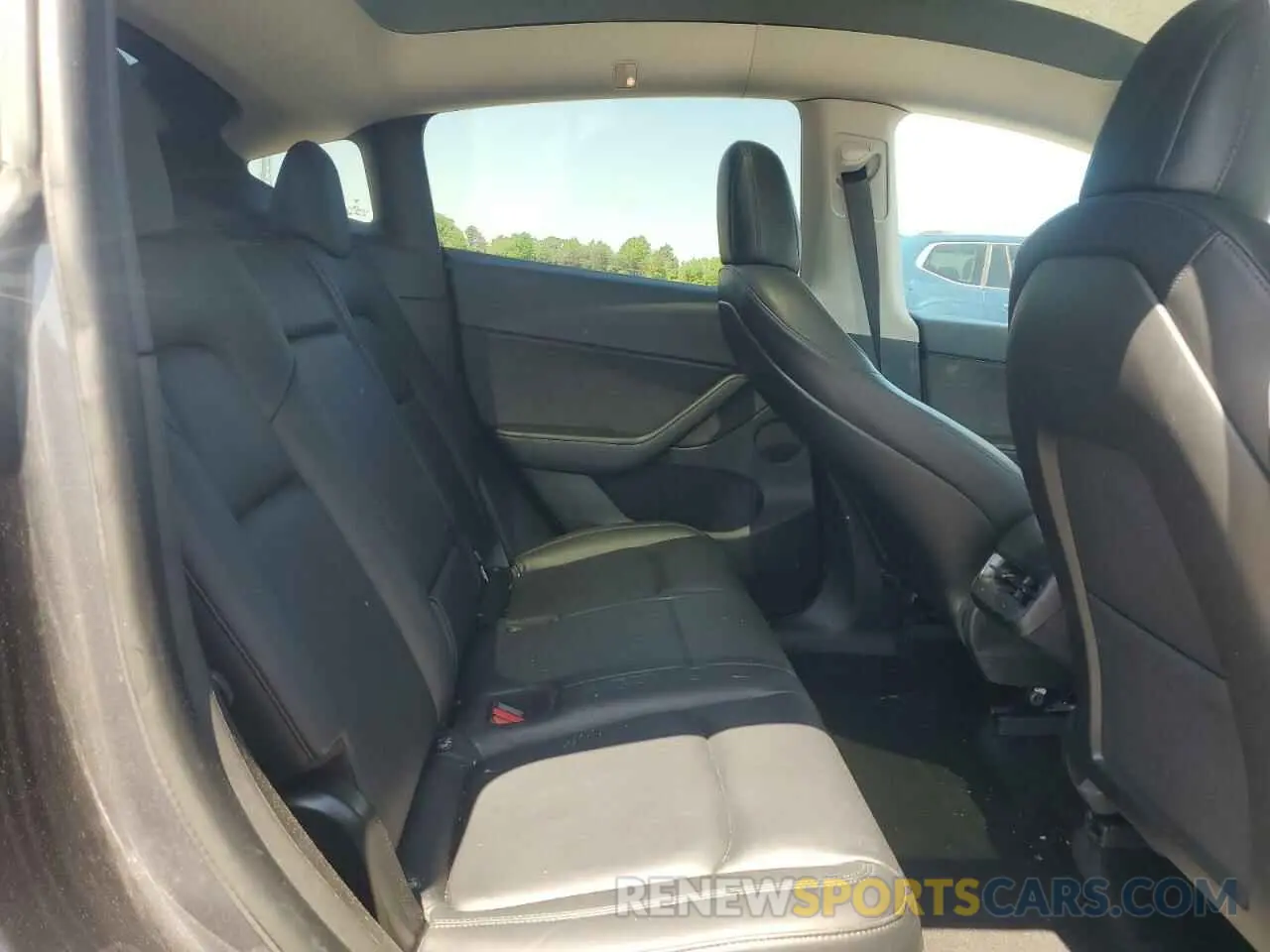 10 fotografías del automóvil dañado 5YJYGDEE6MF074492 TESLA MODEL Y 2021