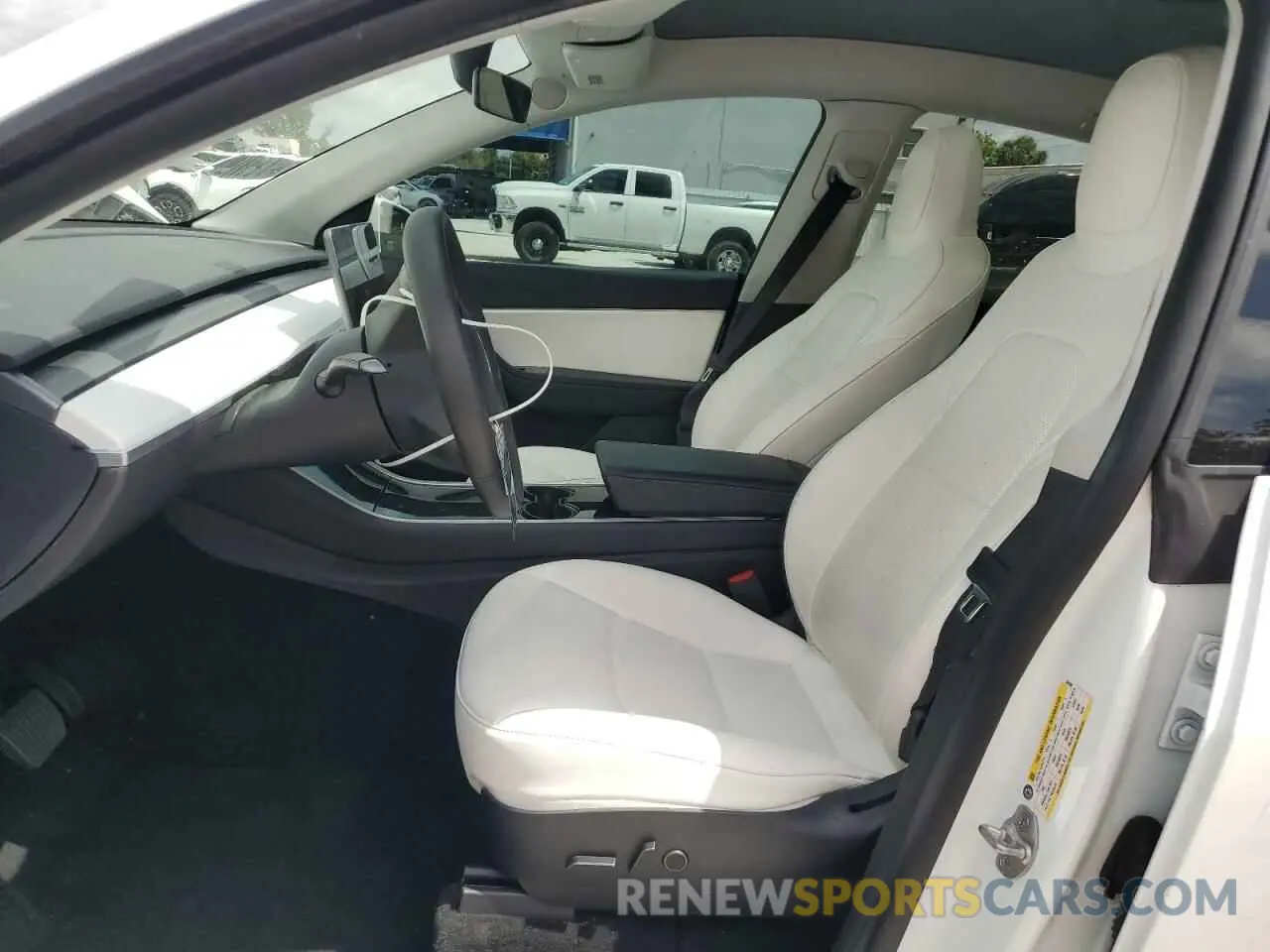 7 fotografías del automóvil dañado 5YJYGDEE6MF085606 TESLA MODEL Y 2021