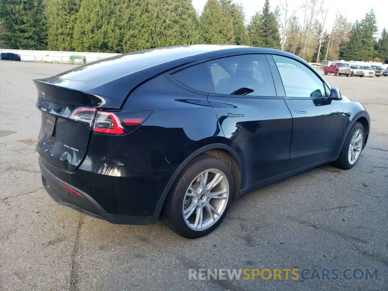 3 fotografías del automóvil dañado 5YJYGDEE6MF091566 TESLA MODEL Y 2021