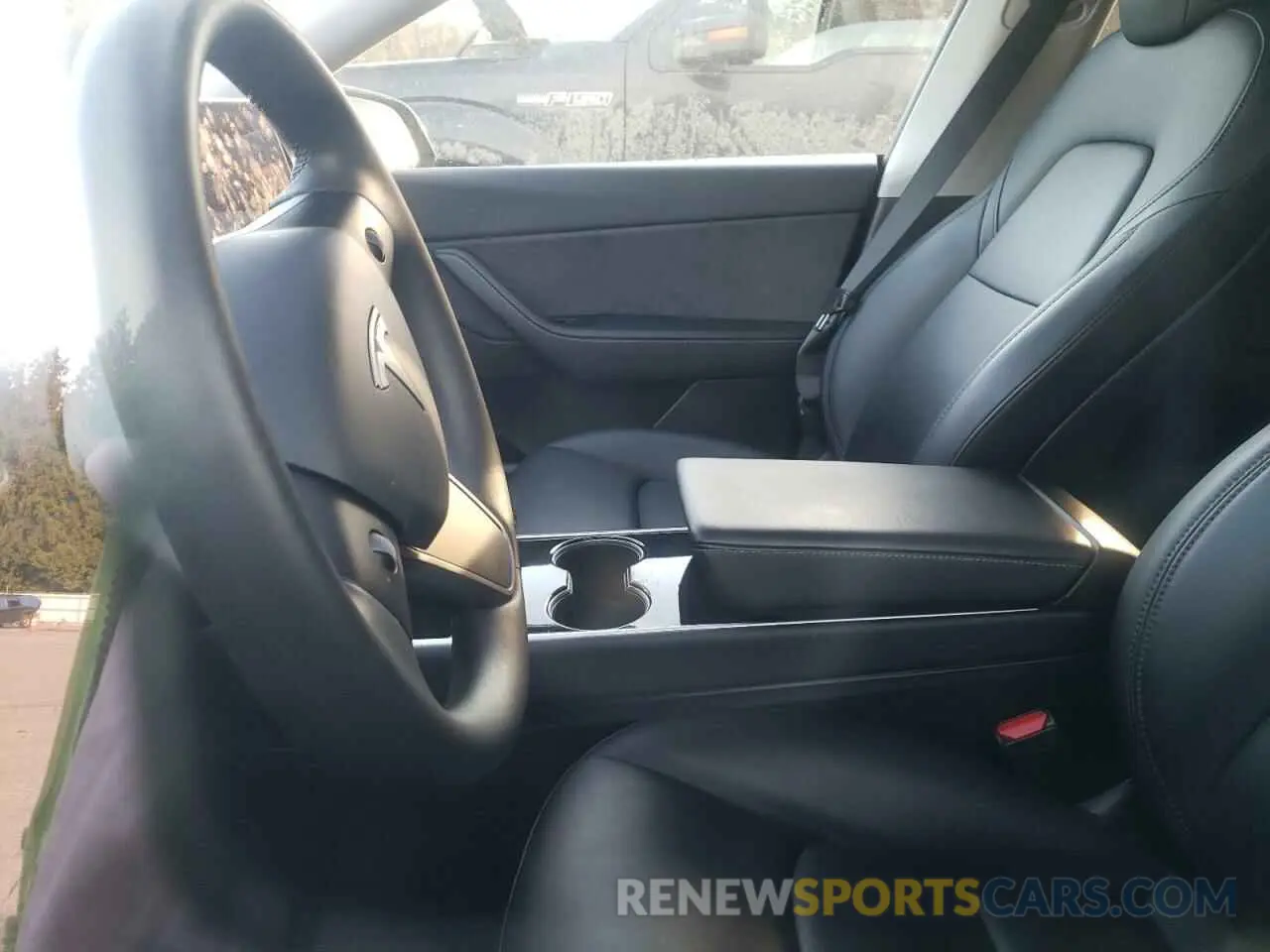 7 fotografías del automóvil dañado 5YJYGDEE6MF091566 TESLA MODEL Y 2021