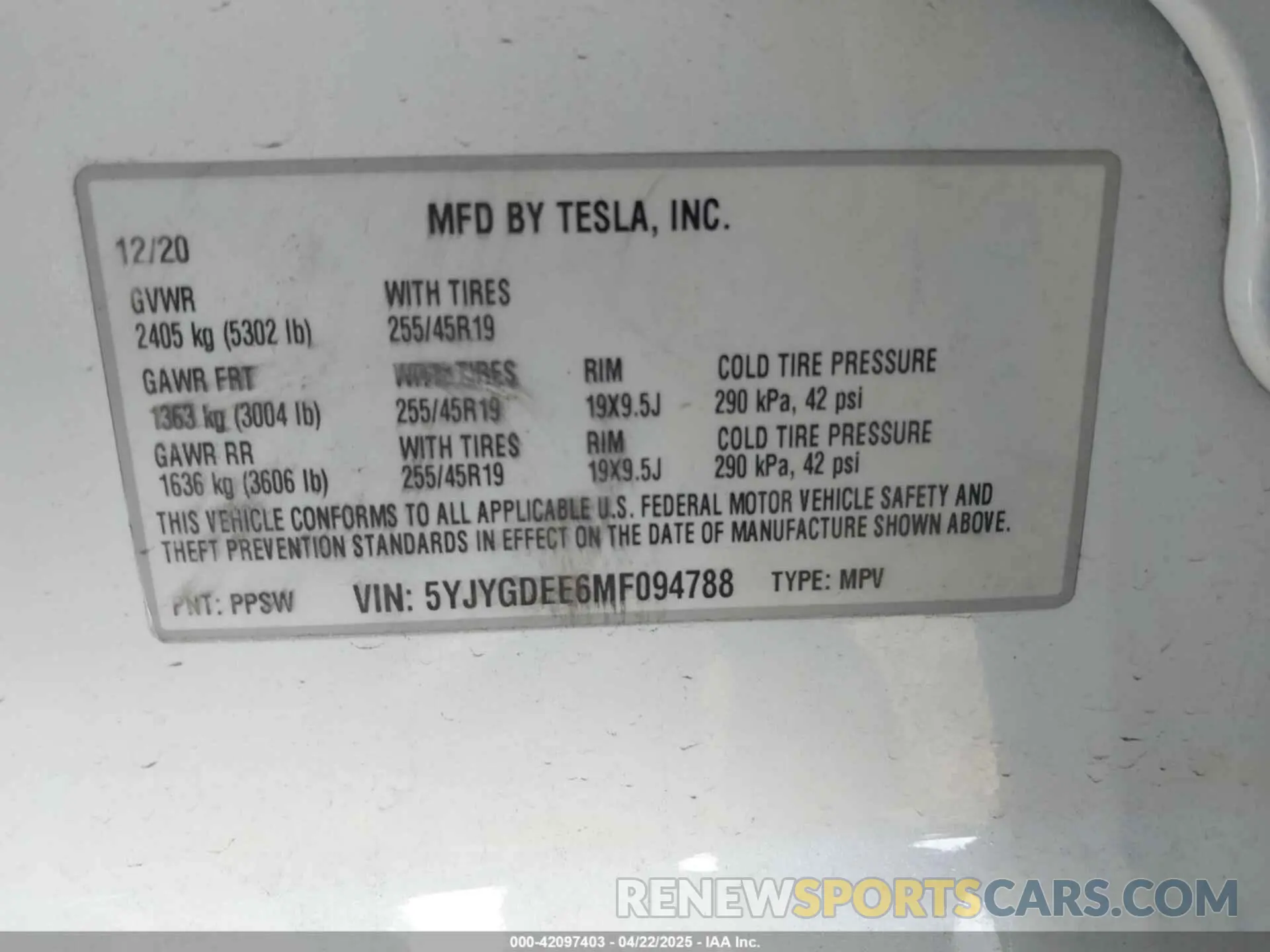 9 fotografías del automóvil dañado 5YJYGDEE6MF094788 TESLA MODEL Y 2021