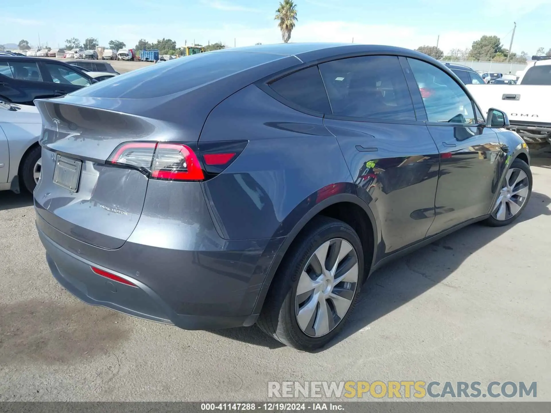 4 fotografías del automóvil dañado 5YJYGDEE6MF094936 TESLA MODEL Y 2021