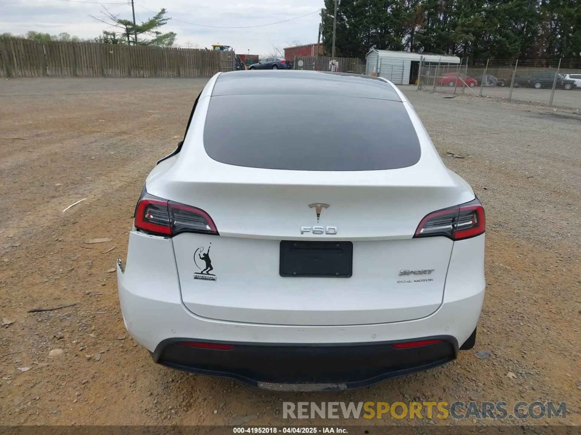 16 fotografías del automóvil dañado 5YJYGDEE6MF122363 TESLA MODEL Y 2021
