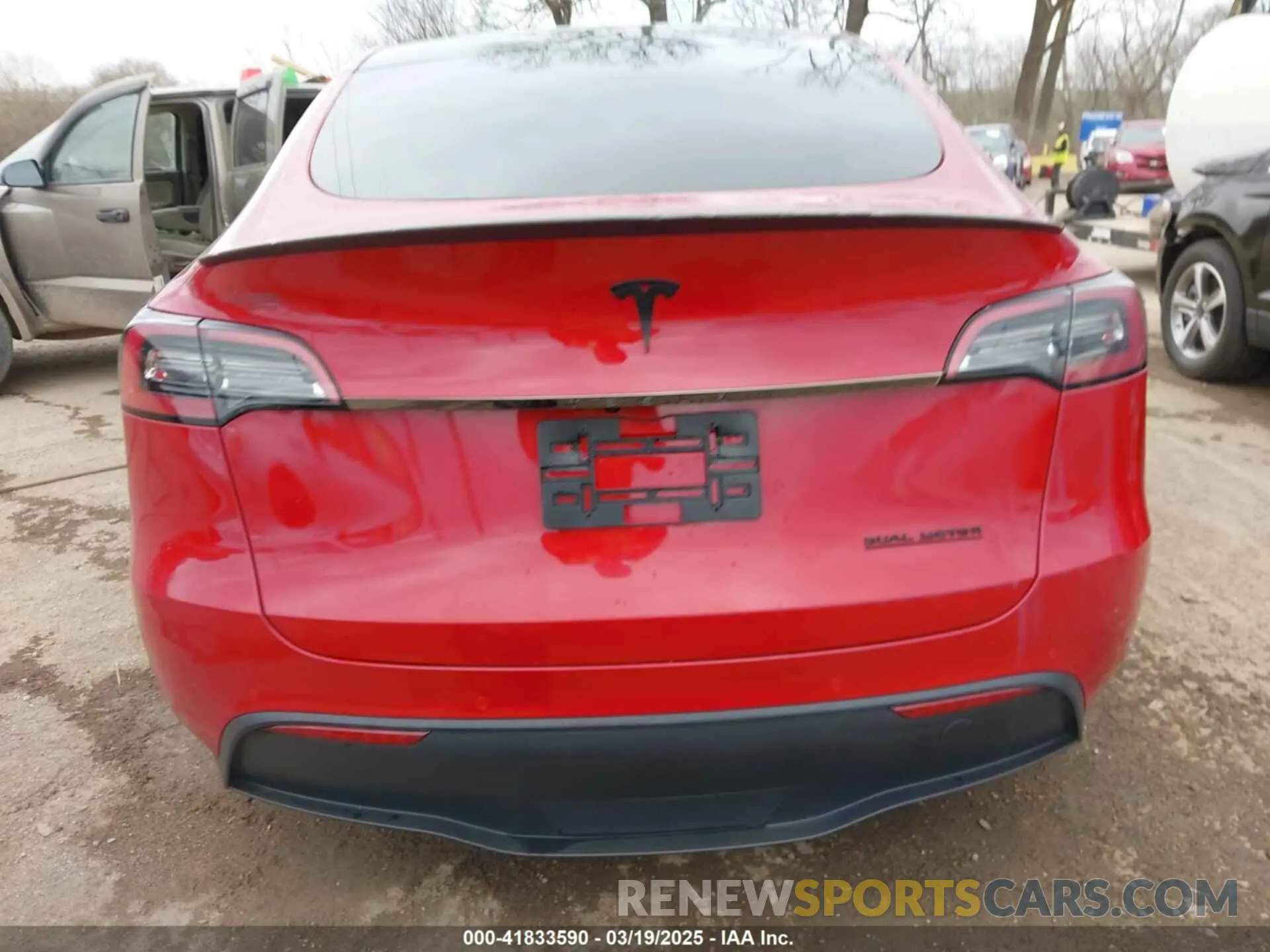 15 fotografías del automóvil dañado 5YJYGDEE6MF182238 TESLA MODEL Y 2021