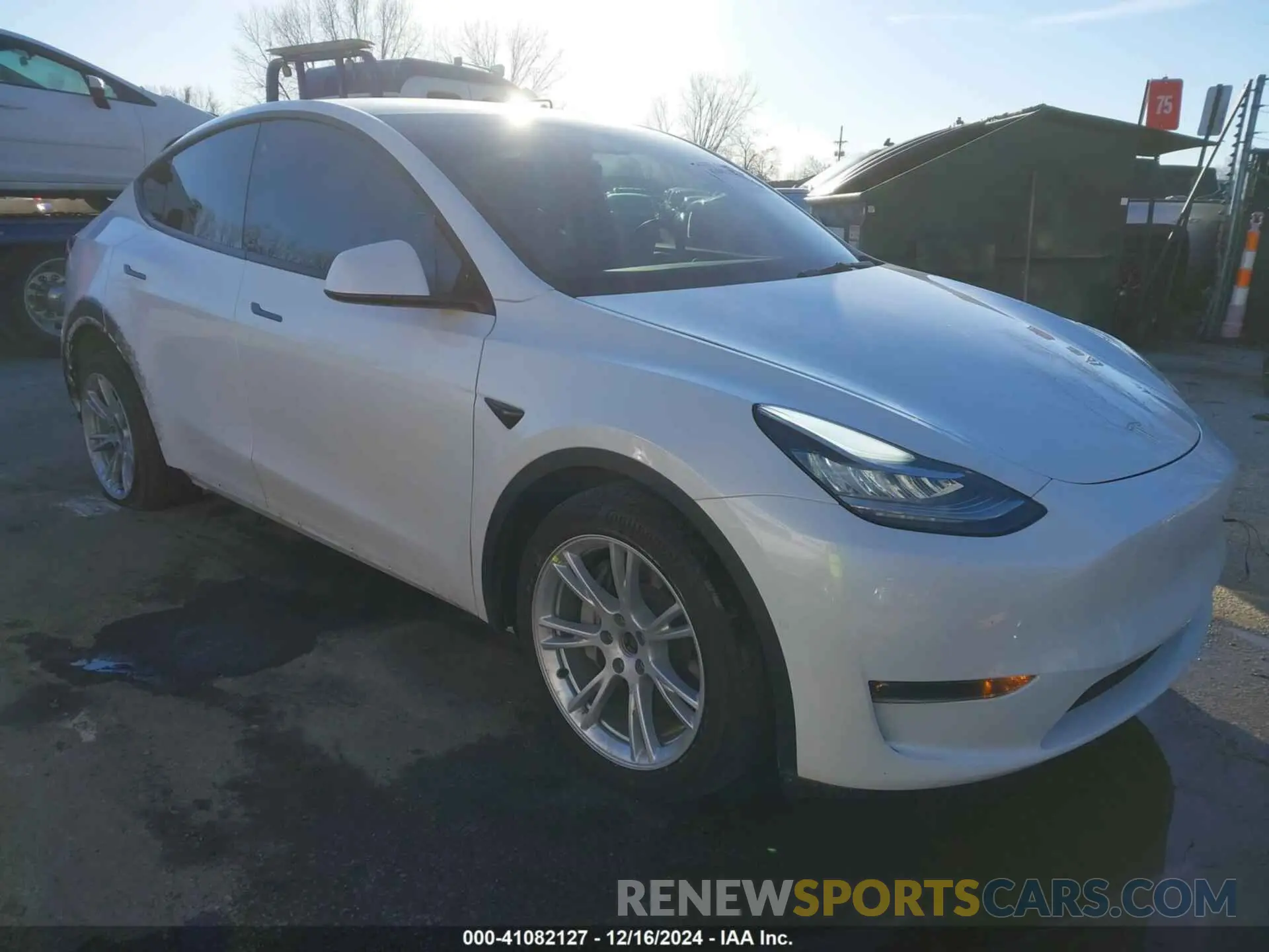 1 fotografías del automóvil dañado 5YJYGDEE6MF252806 TESLA MODEL Y 2021