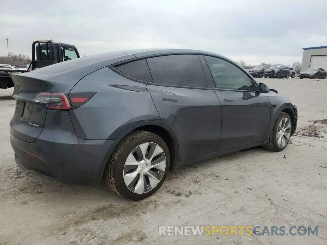 3 fotografías del automóvil dañado 5YJYGDEE6MF265667 TESLA MODEL Y 2021