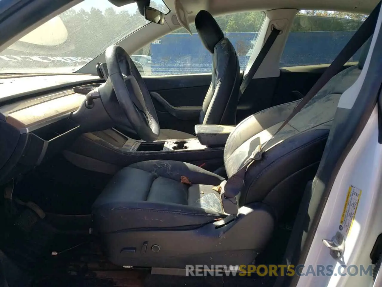 7 fotografías del automóvil dañado 5YJYGDEE6MF302085 TESLA MODEL Y 2021