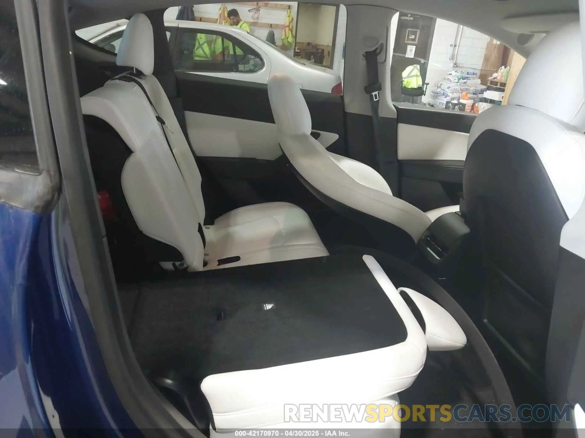 8 fotografías del automóvil dañado 5YJYGDEE7MF066269 TESLA MODEL Y 2021