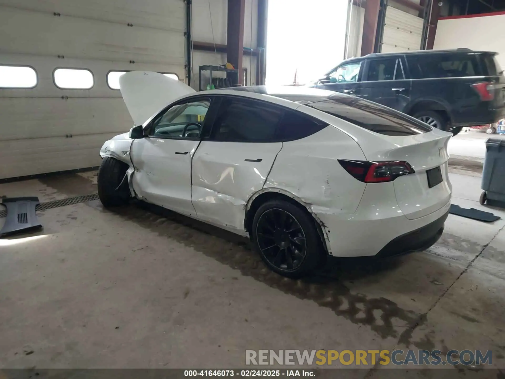 3 fotografías del automóvil dañado 5YJYGDEE7MF074713 TESLA MODEL Y 2021