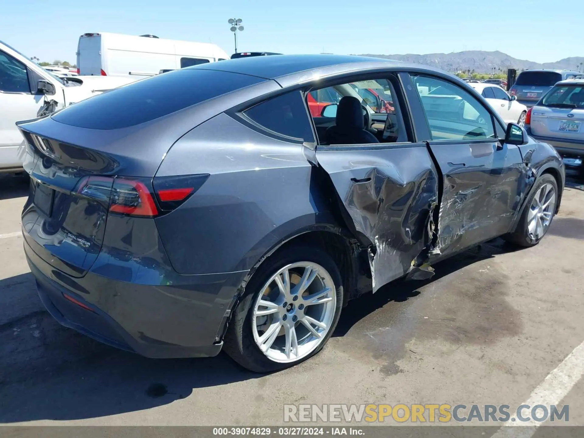 4 fotografías del automóvil dañado 5YJYGDEE7MF086599 TESLA MODEL Y 2021