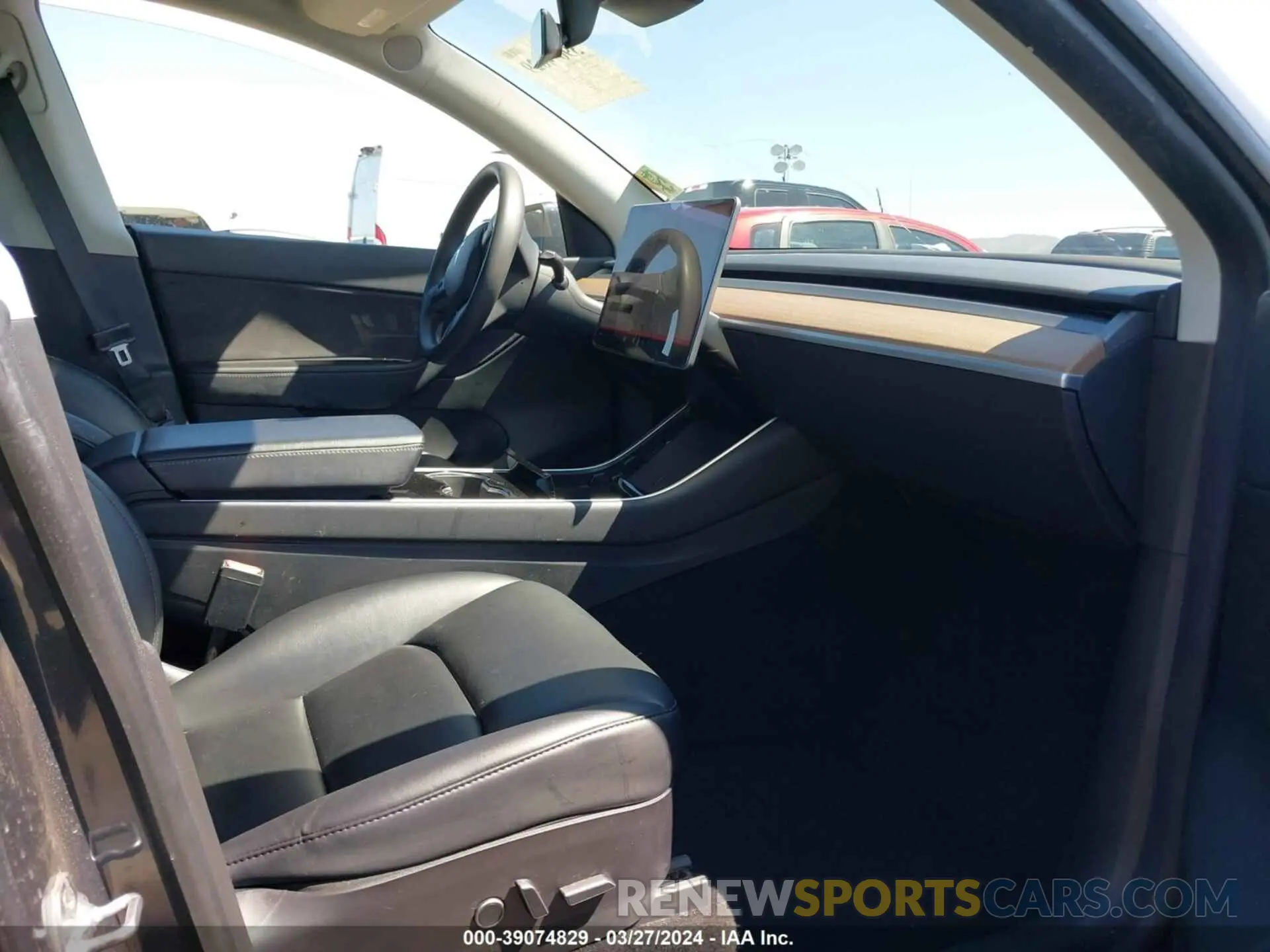 5 fotografías del automóvil dañado 5YJYGDEE7MF086599 TESLA MODEL Y 2021
