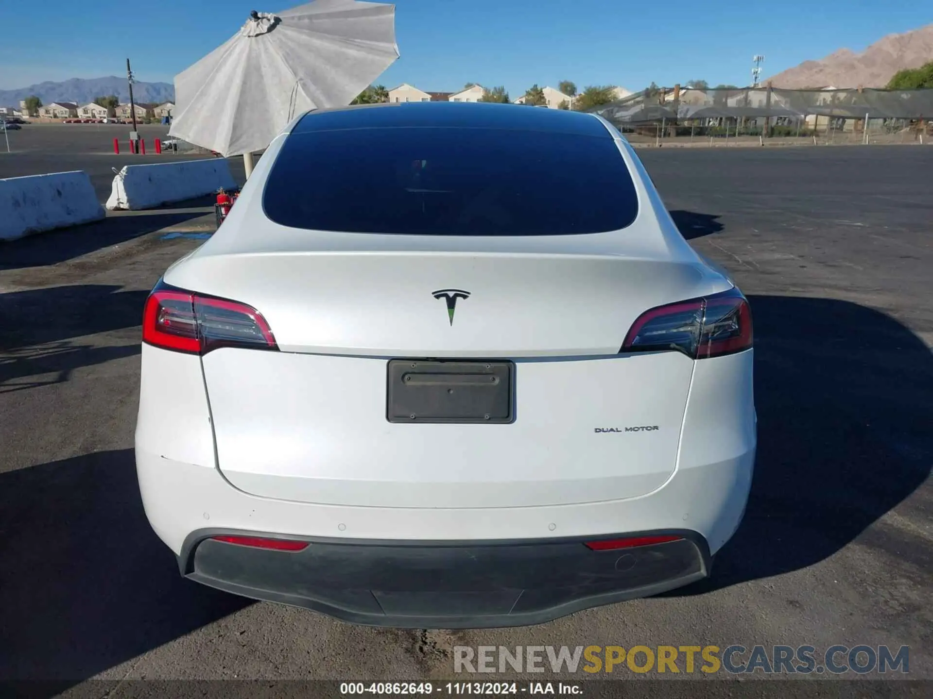 16 fotografías del automóvil dañado 5YJYGDEE7MF094346 TESLA MODEL Y 2021