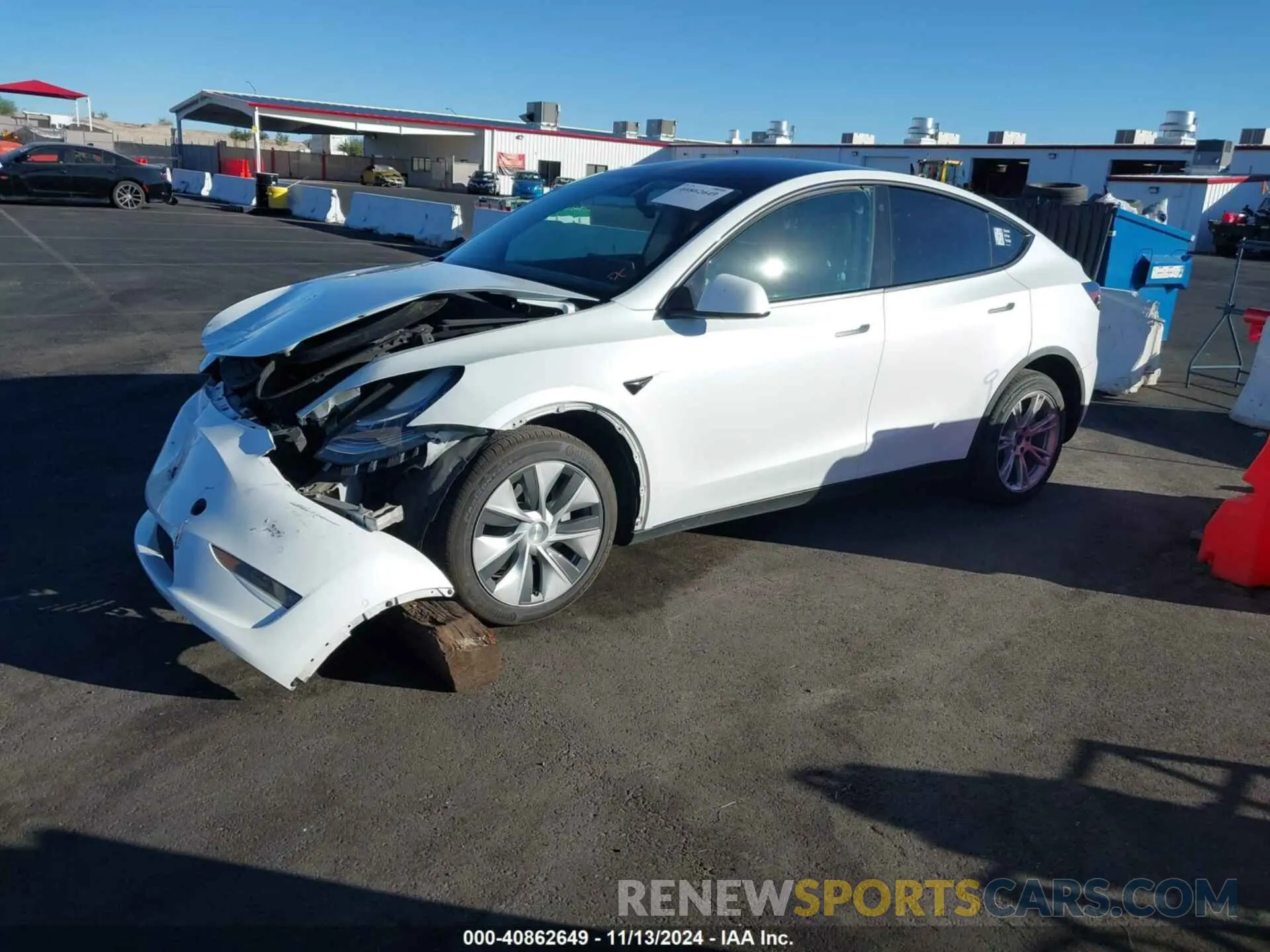 2 fotografías del automóvil dañado 5YJYGDEE7MF094346 TESLA MODEL Y 2021