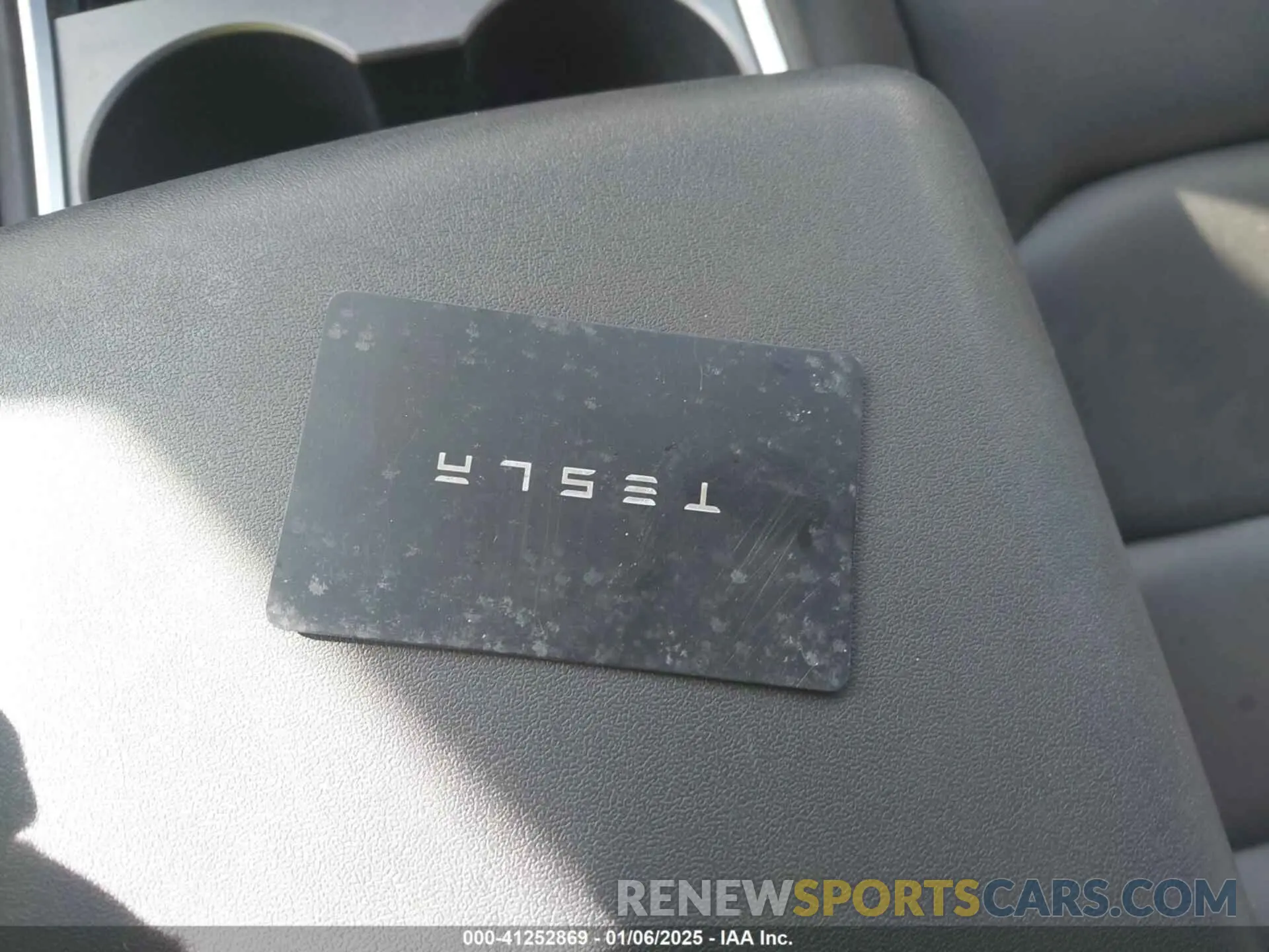 11 fotografías del automóvil dañado 5YJYGDEE7MF149037 TESLA MODEL Y 2021