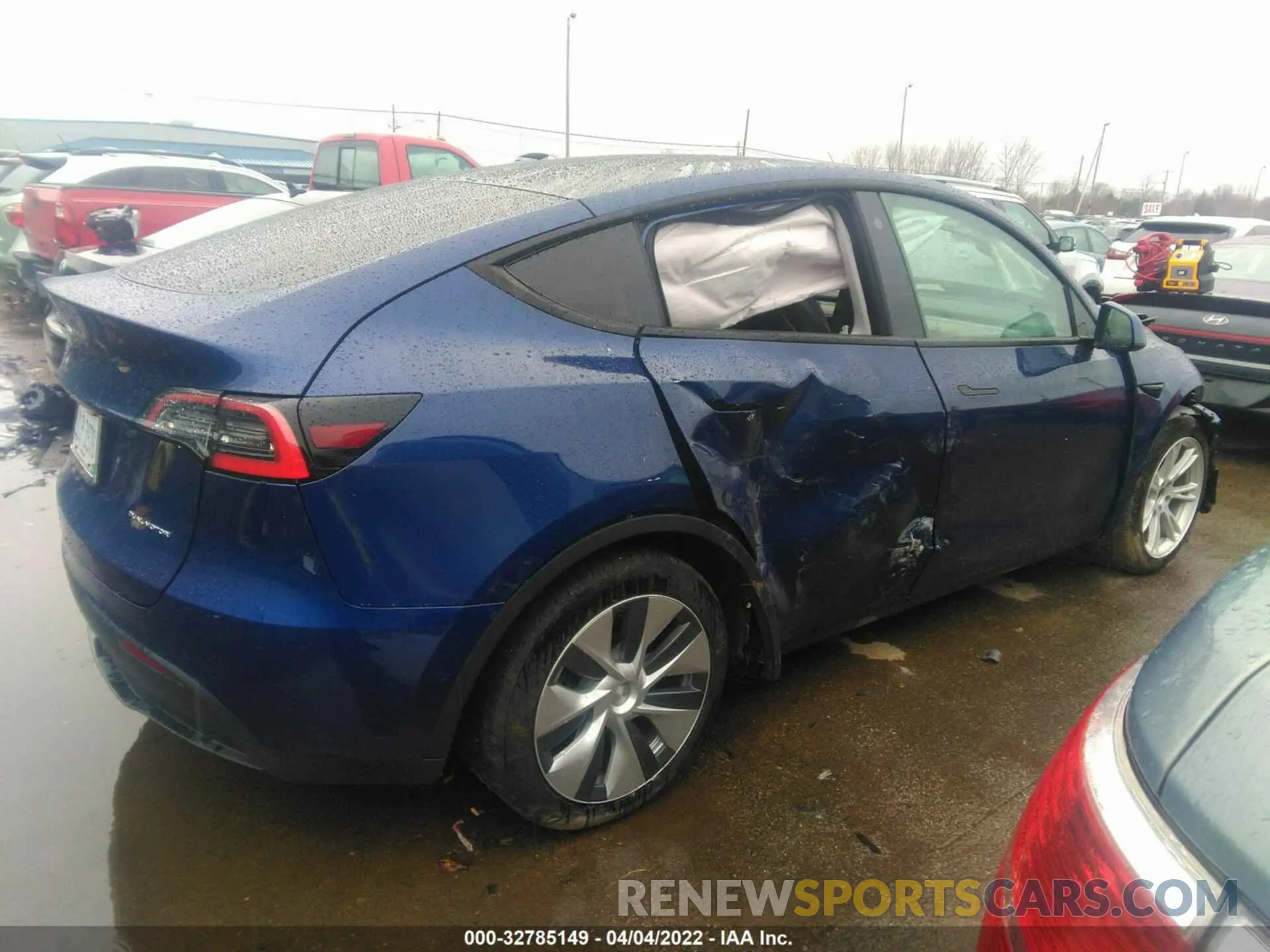 4 fotografías del automóvil dañado 5YJYGDEE7MF188226 TESLA MODEL Y 2021