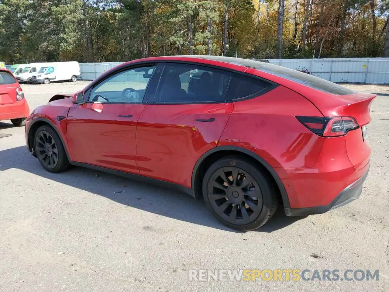 2 fotografías del automóvil dañado 5YJYGDEE7MF193295 TESLA MODEL Y 2021