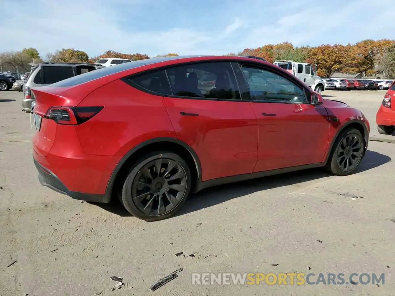 3 fotografías del automóvil dañado 5YJYGDEE7MF193295 TESLA MODEL Y 2021