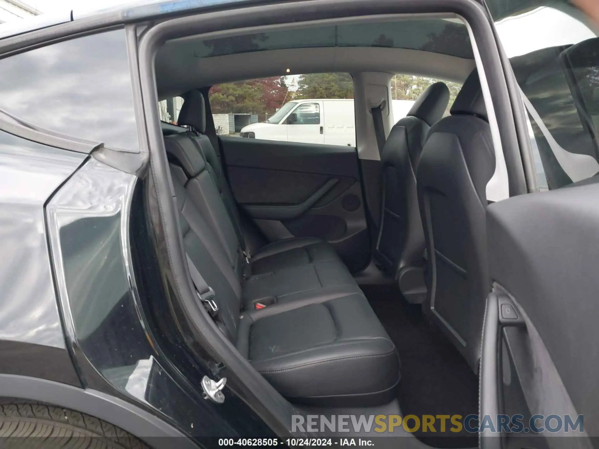 8 fotografías del automóvil dañado 5YJYGDEE7MF259179 TESLA MODEL Y 2021