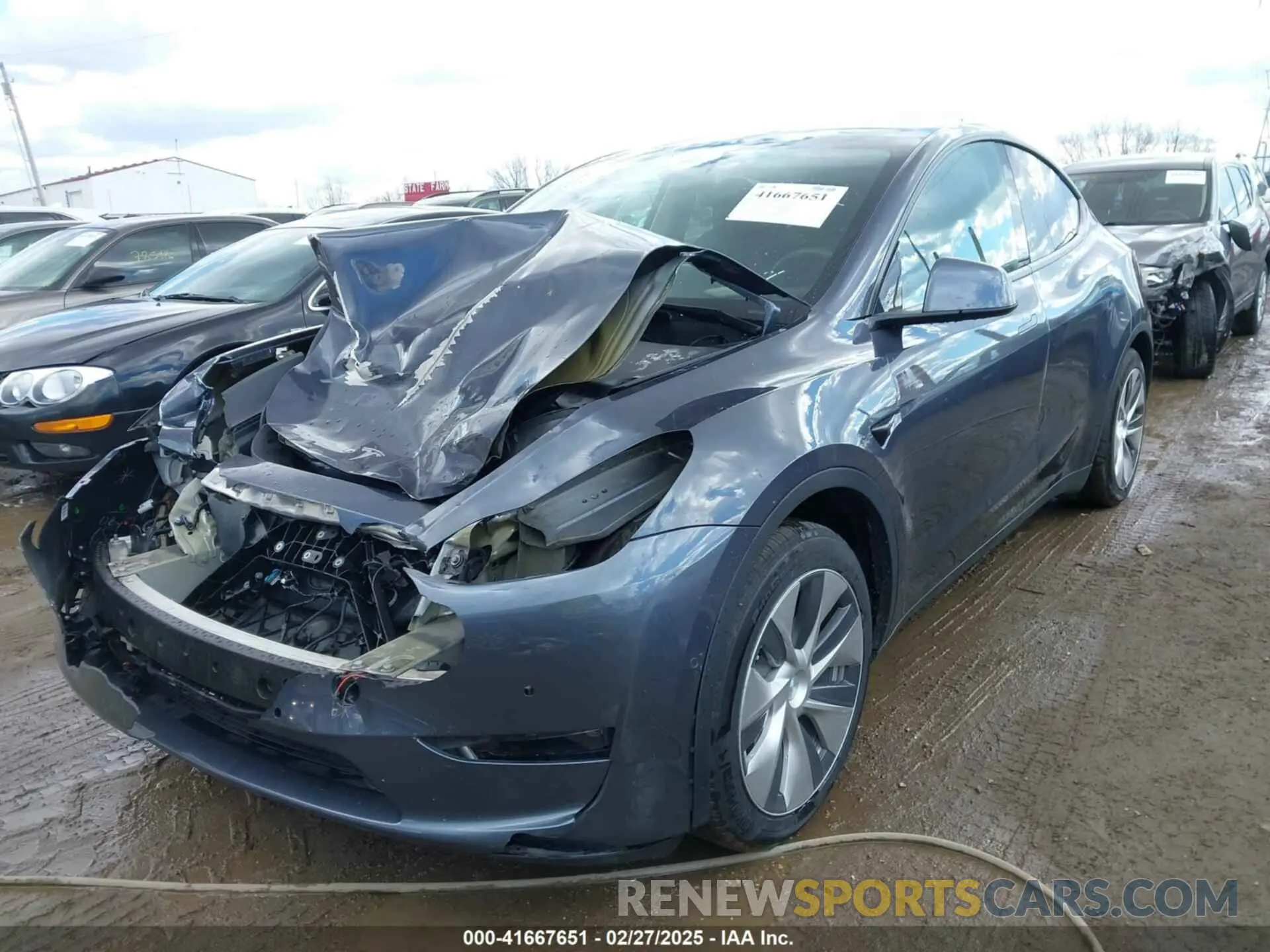 2 fotografías del automóvil dañado 5YJYGDEE7MF298130 TESLA MODEL Y 2021