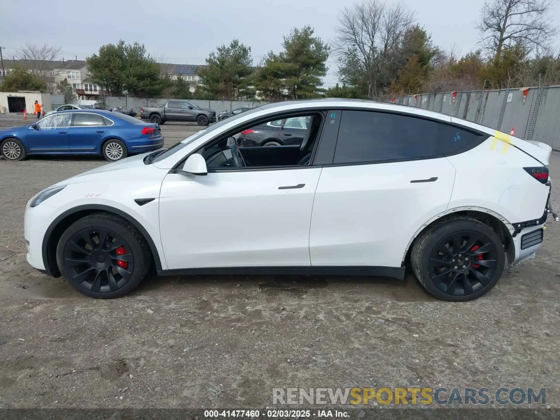14 fotografías del automóvil dañado 5YJYGDEE7MF299522 TESLA MODEL Y 2021