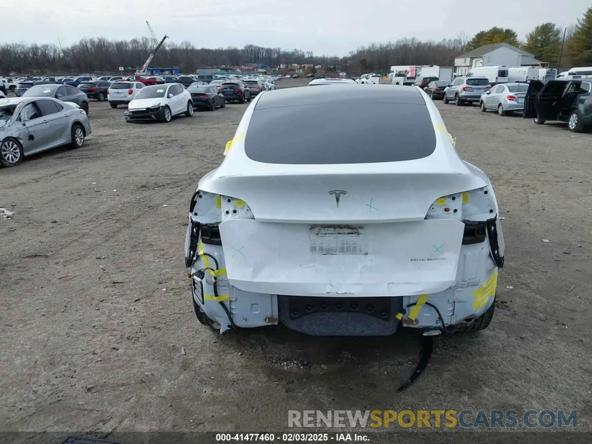 16 fotografías del automóvil dañado 5YJYGDEE7MF299522 TESLA MODEL Y 2021