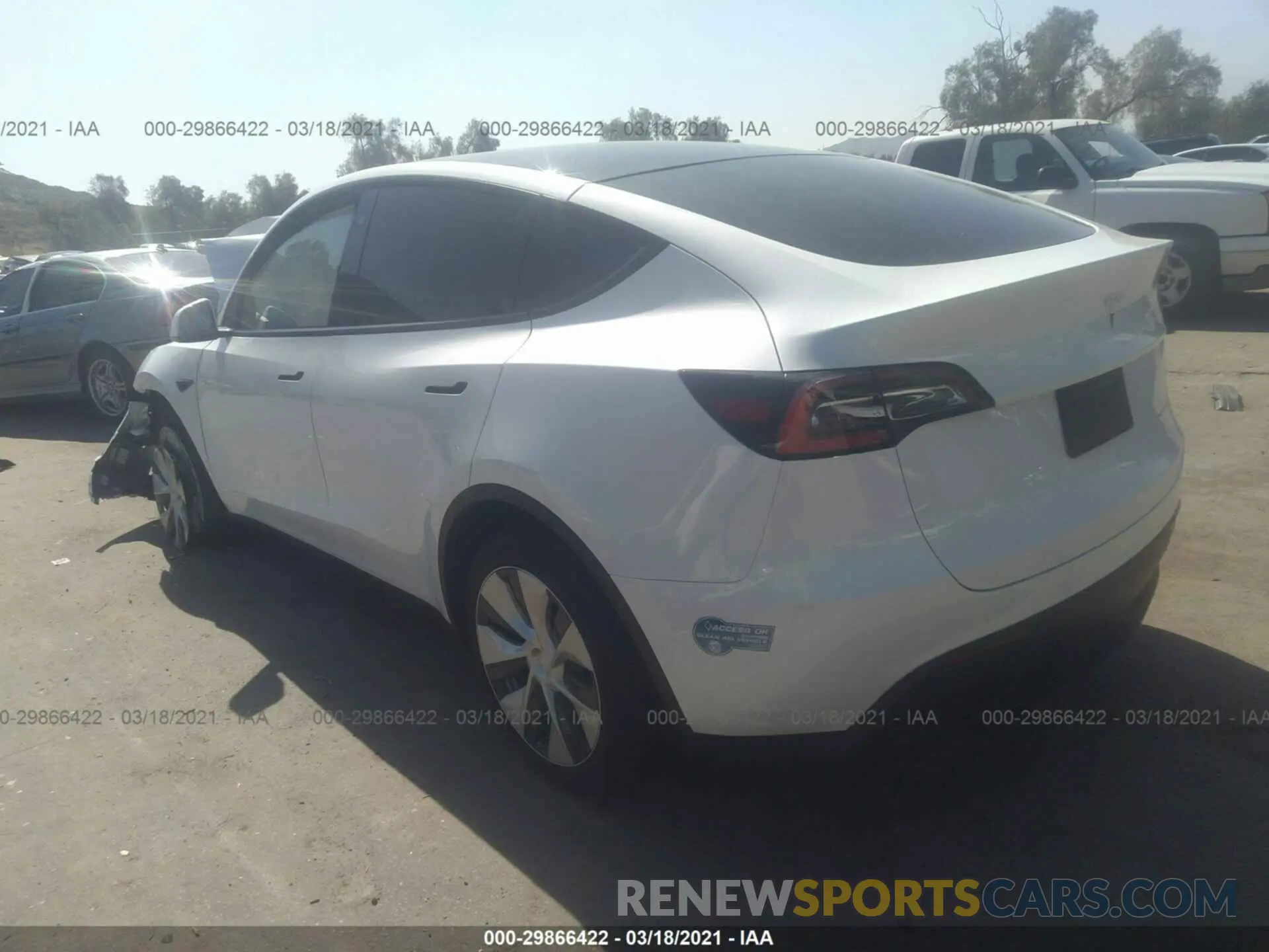 3 fotografías del automóvil dañado 5YJYGDEE8MF063414 TESLA MODEL Y 2021