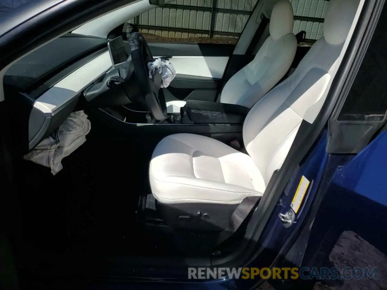 7 fotografías del automóvil dañado 5YJYGDEE8MF067432 TESLA MODEL Y 2021