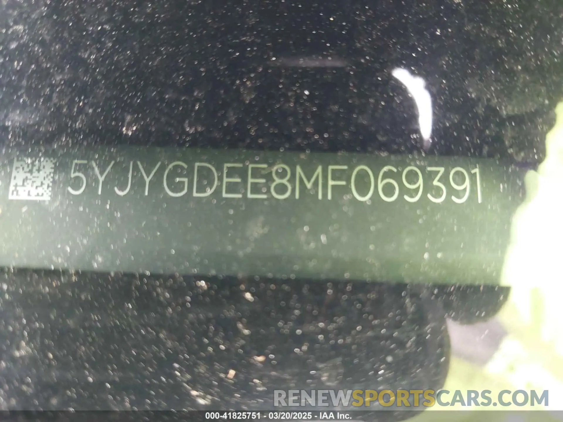19 fotografías del automóvil dañado 5YJYGDEE8MF069391 TESLA MODEL Y 2021