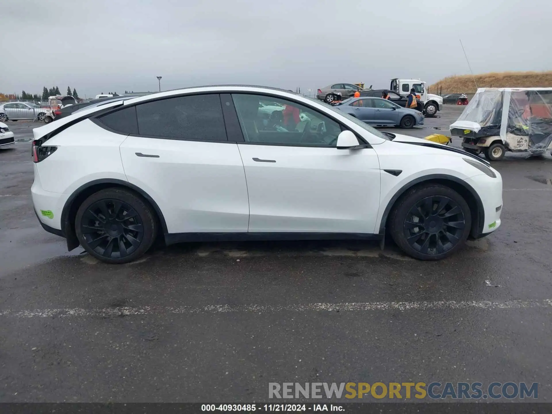 13 fotografías del automóvil dañado 5YJYGDEE8MF097806 TESLA MODEL Y 2021