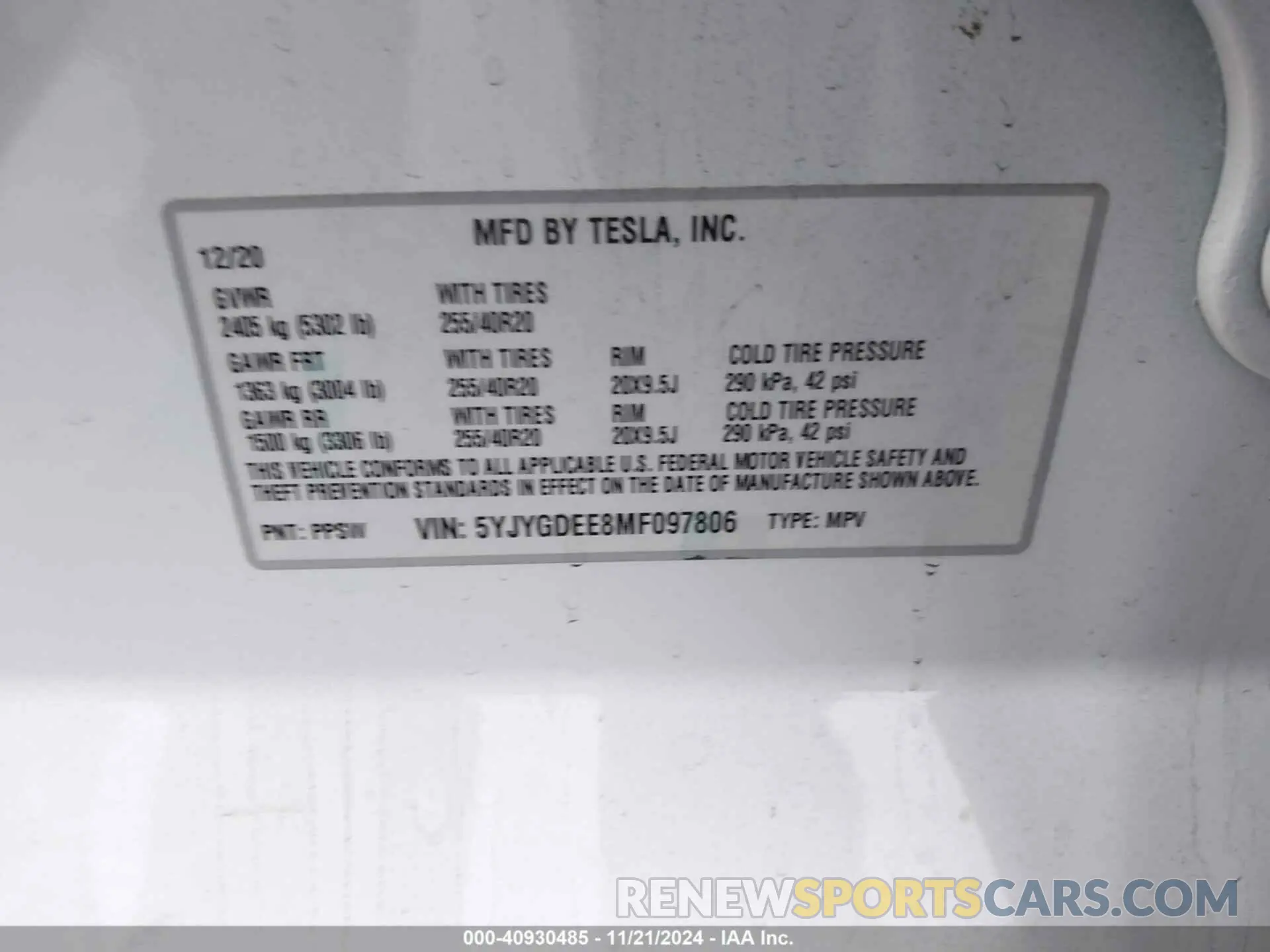 9 fotografías del automóvil dañado 5YJYGDEE8MF097806 TESLA MODEL Y 2021