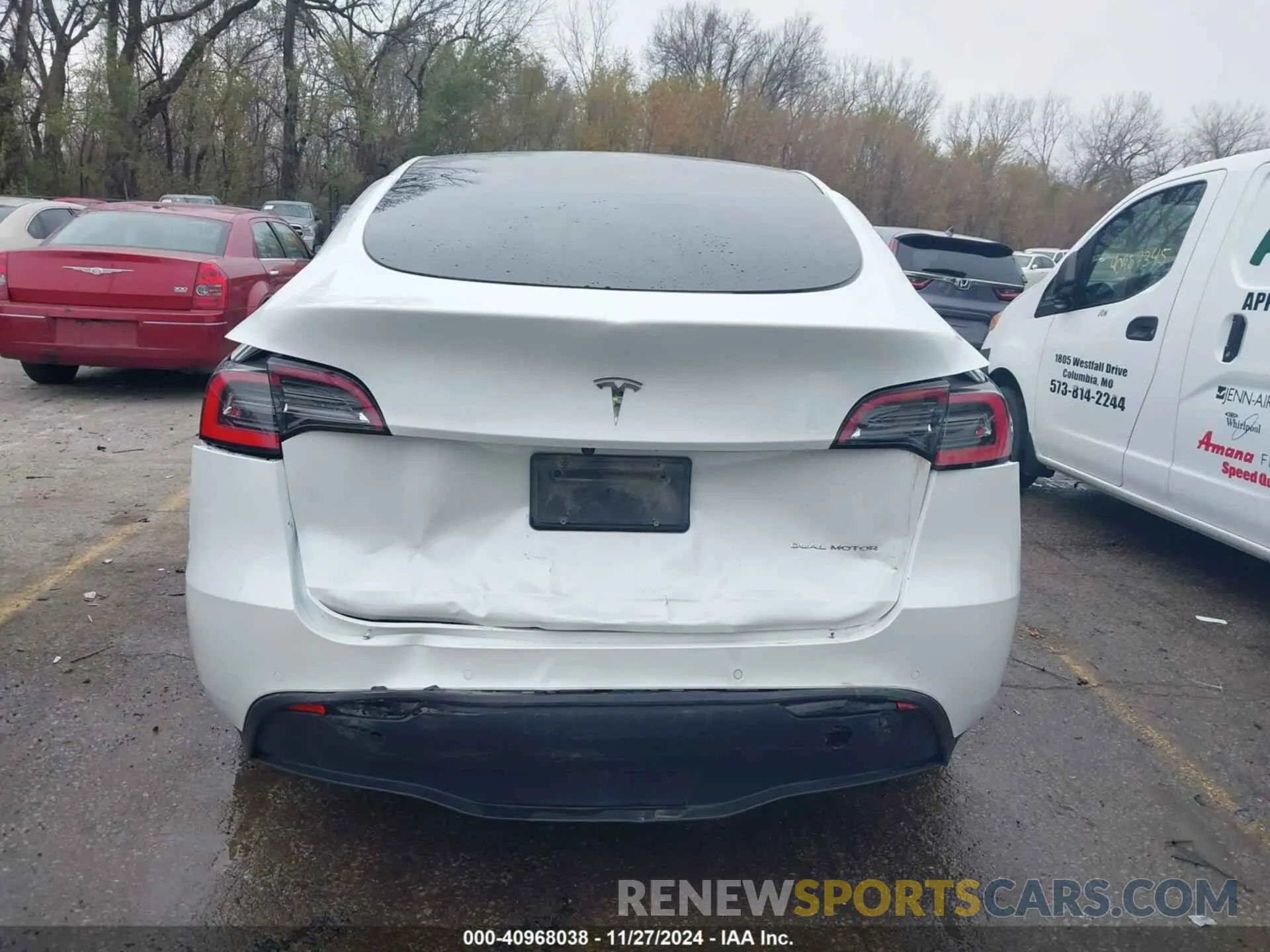 17 fotografías del automóvil dañado 5YJYGDEE8MF100378 TESLA MODEL Y 2021