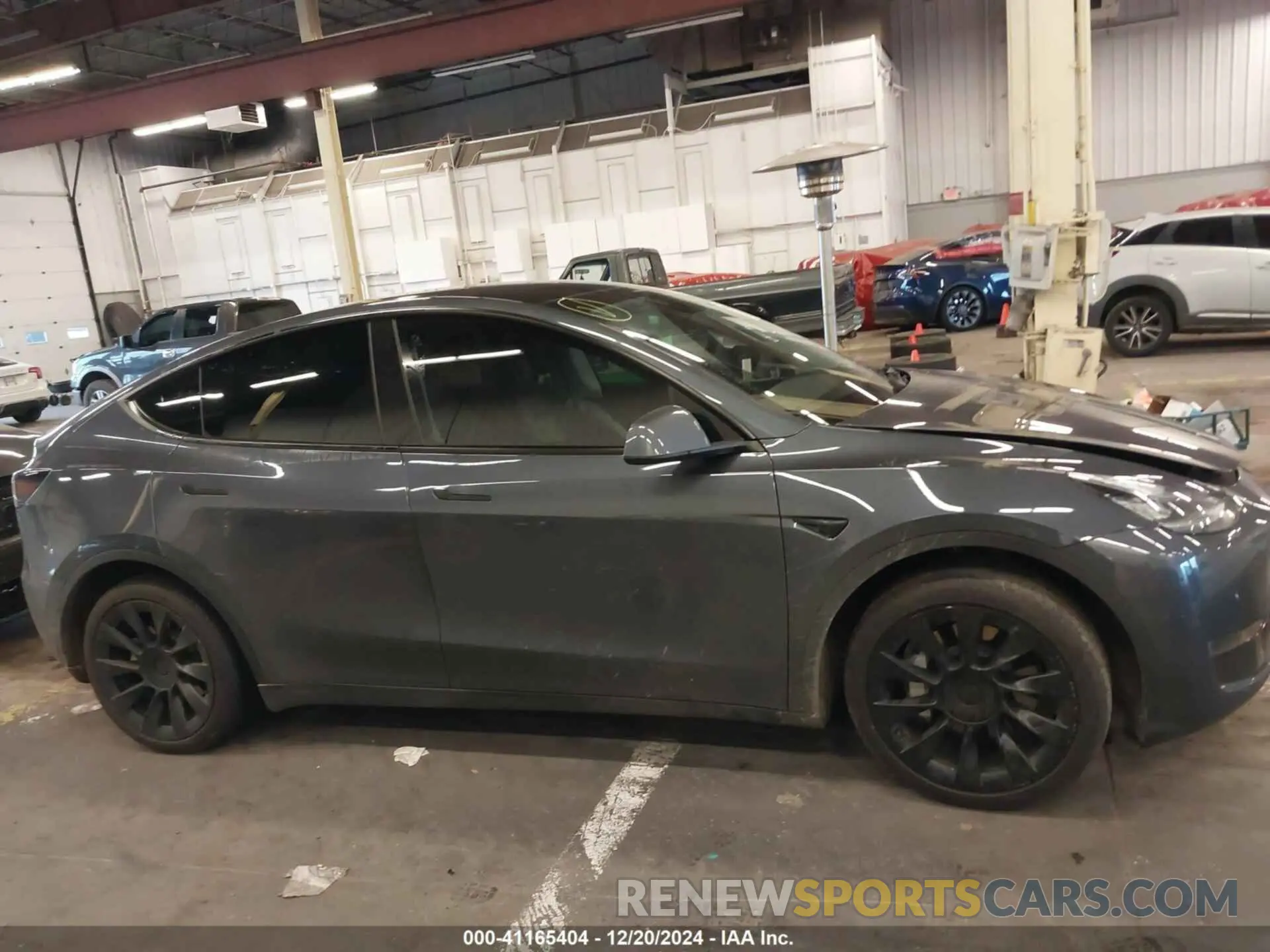 13 fotografías del automóvil dañado 5YJYGDEE8MF118380 TESLA MODEL Y 2021