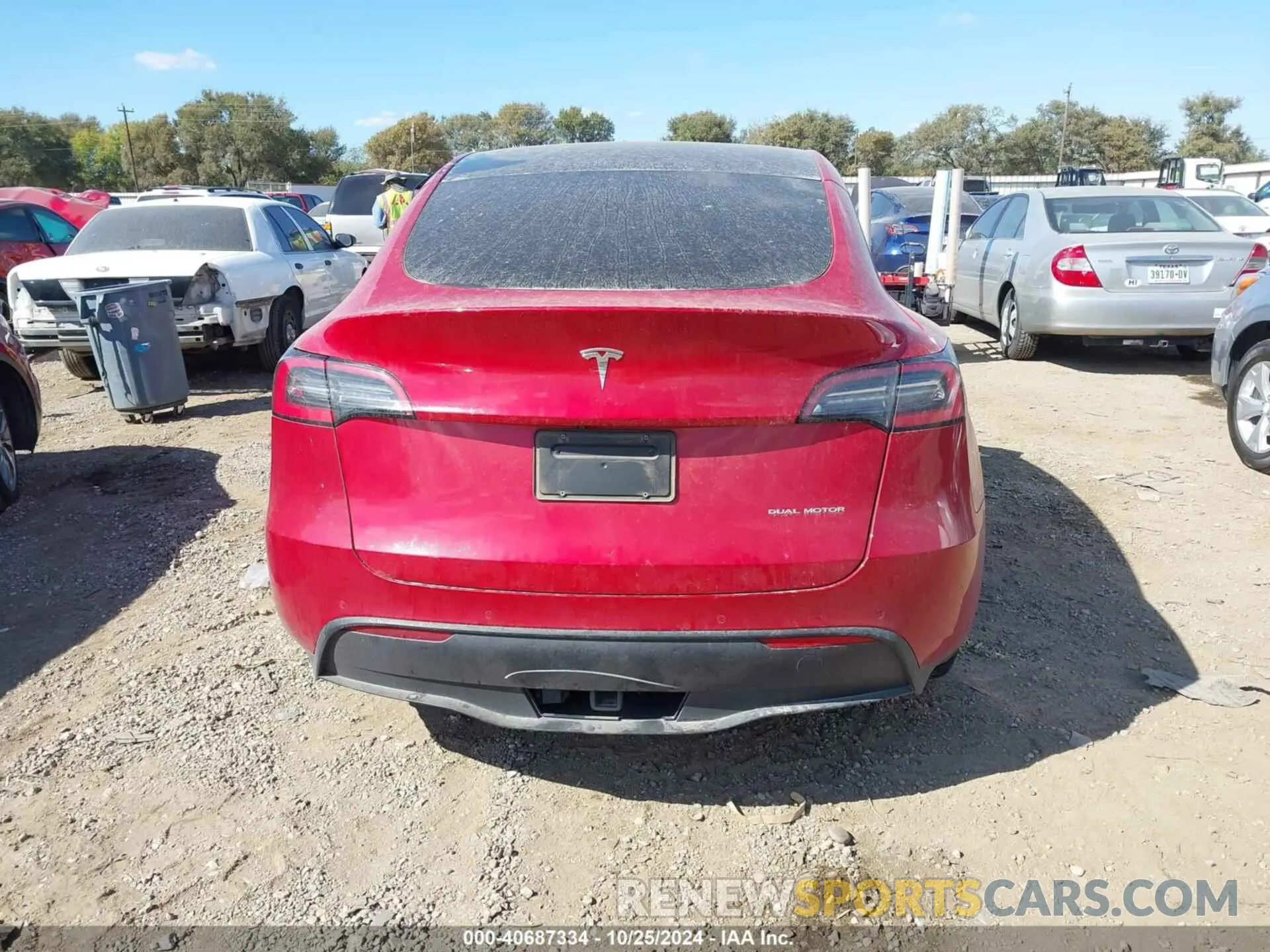 16 fotografías del automóvil dañado 5YJYGDEE8MF140458 TESLA MODEL Y 2021