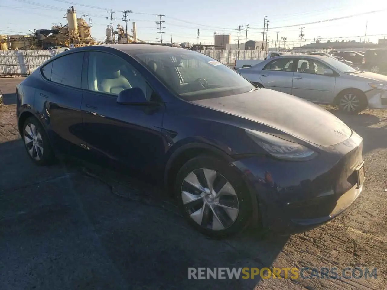 4 fotografías del automóvil dañado 5YJYGDEE8MF148849 TESLA MODEL Y 2021