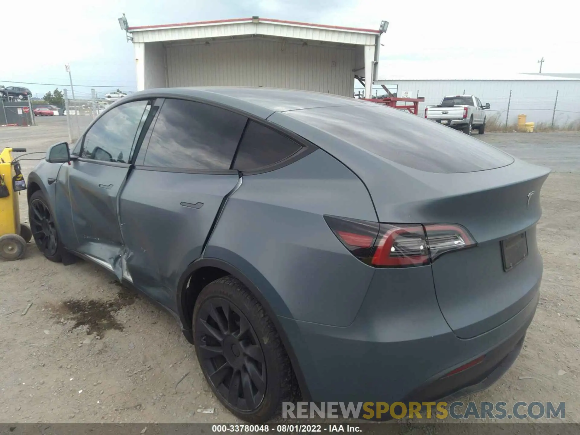 3 fotografías del automóvil dañado 5YJYGDEE8MF154053 TESLA MODEL Y 2021